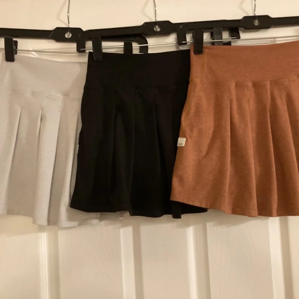 Lot of 3 VUDRI Skirts with Shorts Lining - Picture 1 of 15